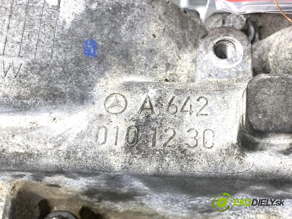MERCEDES-BENZ W212 sedan 2010 170 kW E 350 CDI (212.025) 2987 Hlava valcov ľavy A6420100721