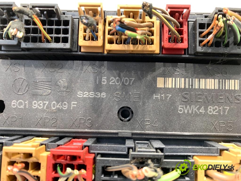 VW POLO IV 9N liftback 2007 51 kW 1.4 TDI 1422 Modul komfortu 6Q1937049F (Modul komfortu)