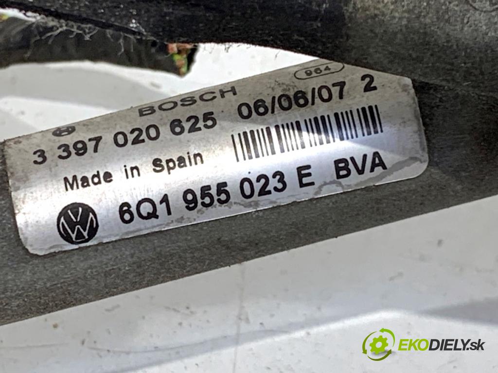 VW POLO IV 9N liftback 2007 51 kW 1.4 TDI 1422 Mechanizmus stieračov predný 6Q1955023E (Motorček stieračov predný)