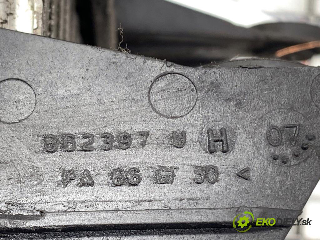 VW POLO IV 9N liftback 2007 51 kW 1.4 TDI 1422 intercooler 6Q0145804A (Intercooler (chladič nasávaného vzduchu))