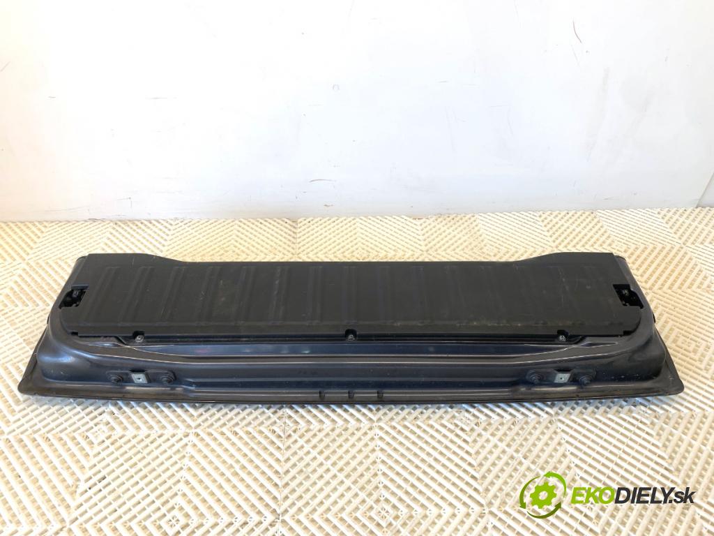 VOLVO XC90 I SUV 2009 136 kW D5 AWD 2401 kapota zad STRANA: