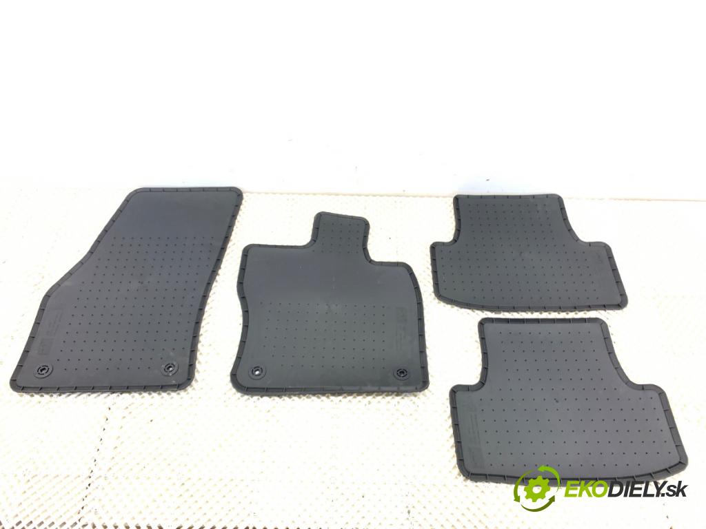 SEAT ATECA SUV 2023 110 kW 1.5 TSI 1495 koberček 576061675C