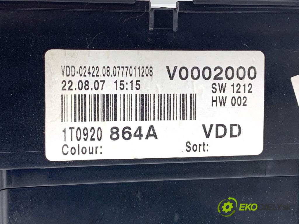 VW TOURAN nadwozie wielkoprzestrzenne (MPV) 2007 77 kW 1.9 TDI 1896 Prístrojovka 1T0920864A (Prístrojová doska)