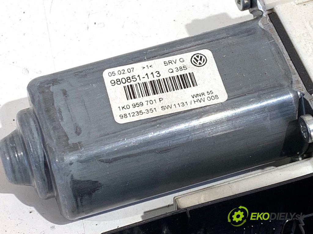 VW PASSAT B6 Kombi 2007 77 kW 1.9 TDI 1896 motor sťahovaní okna levý přední část 1K0959701P