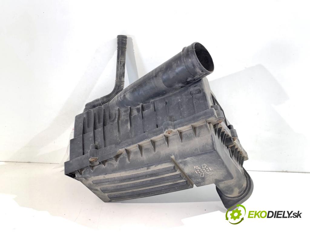 VW PASSAT B6 Kombi 2007 77 kW 1.9 TDI 1896 obal filtra vzduchu 3C0129607AF (Kryt vzduchového filtru)