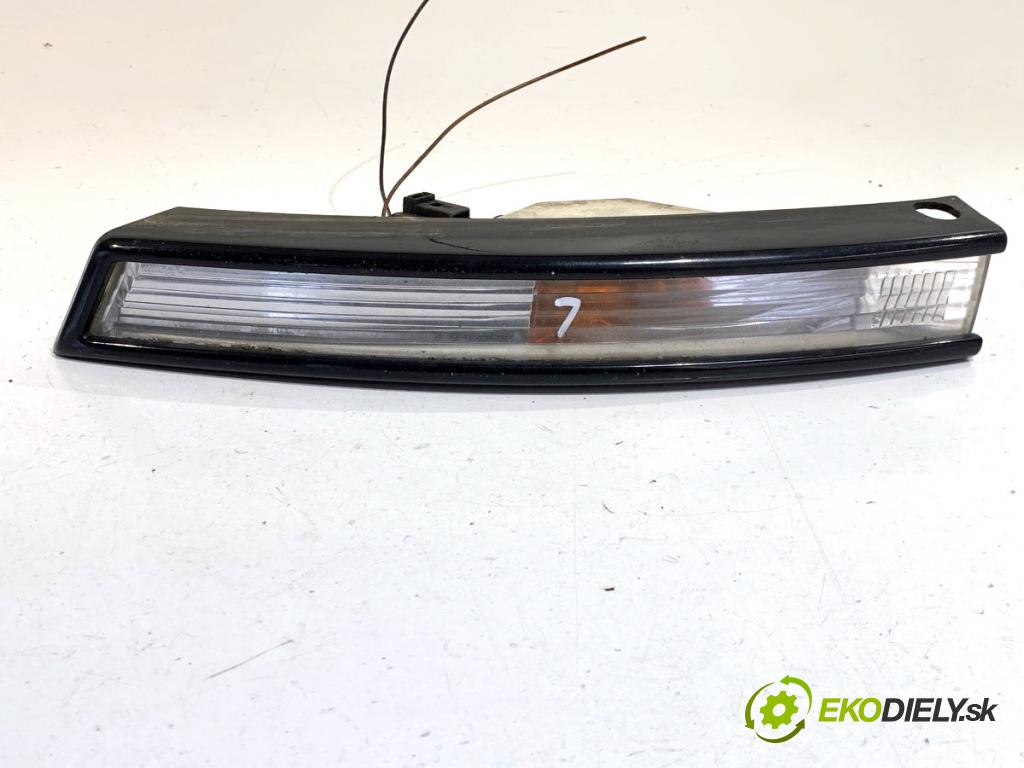 VW PASSAT B6 Kombi 2007 77 kW 1.9 TDI 1896 směrovka levý přední část 3C0953041L (Klika dveří ostatní)