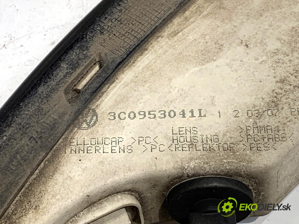 VW PASSAT B6 Kombi 2007 77 kW 1.9 TDI 1896 směrovka levý přední část 3C0953041L (Klika dveří ostatní)