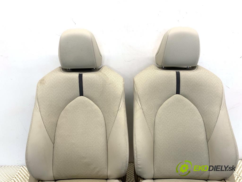 TOYOTA CAMRY sedan 2024 131 kW 2.5 Hybrid (AXVH71_) 2487 Sedadlá, sedačky Sedadlo