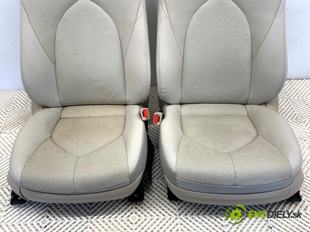 TOYOTA CAMRY sedan 2024 131 kW 2.5 Hybrid (AXVH71_) 2487 Sedadlá, sedačky Sedadlo