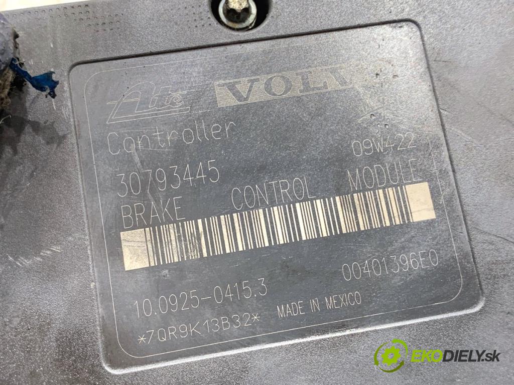VOLVO XC90 I SUV 2009 136 kW D5 AWD 2401 pumpa ABS P30793444 (Pumpa ABS)