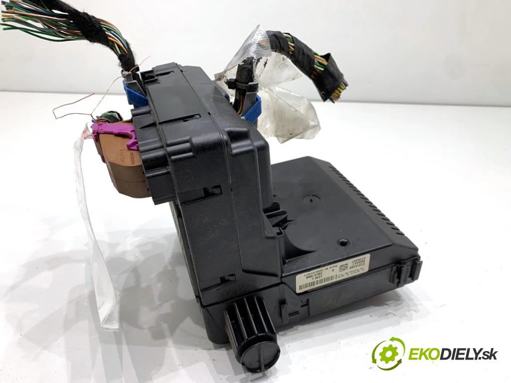 VOLVO XC90 I SUV 2009 136 kW D5 AWD 2401 modul CEM 31314468