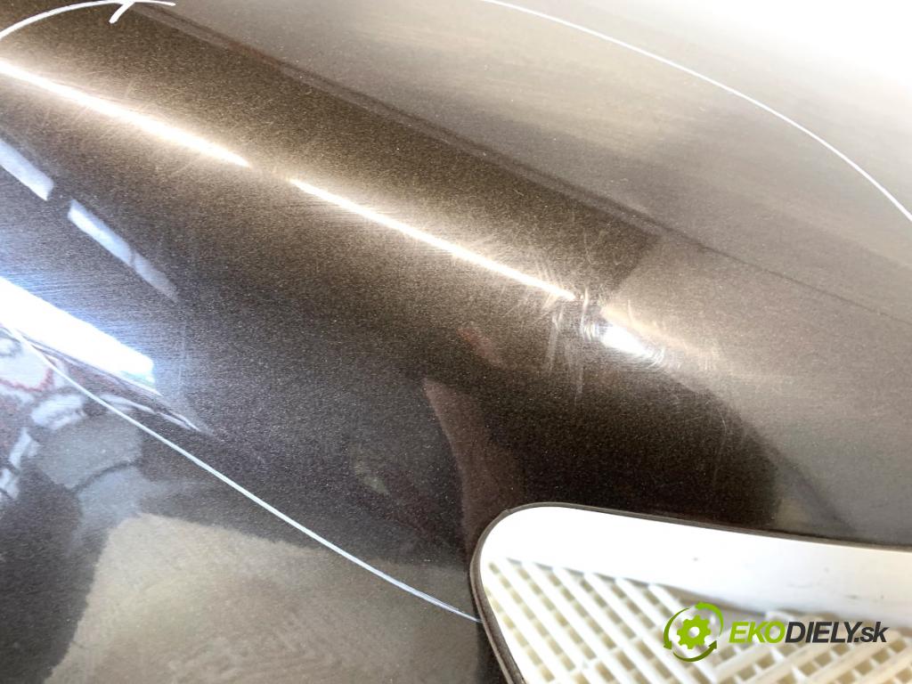 VW PHAETON sedan 2009 176 kW 3.0 V6 TDI 4motion 2967 blatník pravý přední část