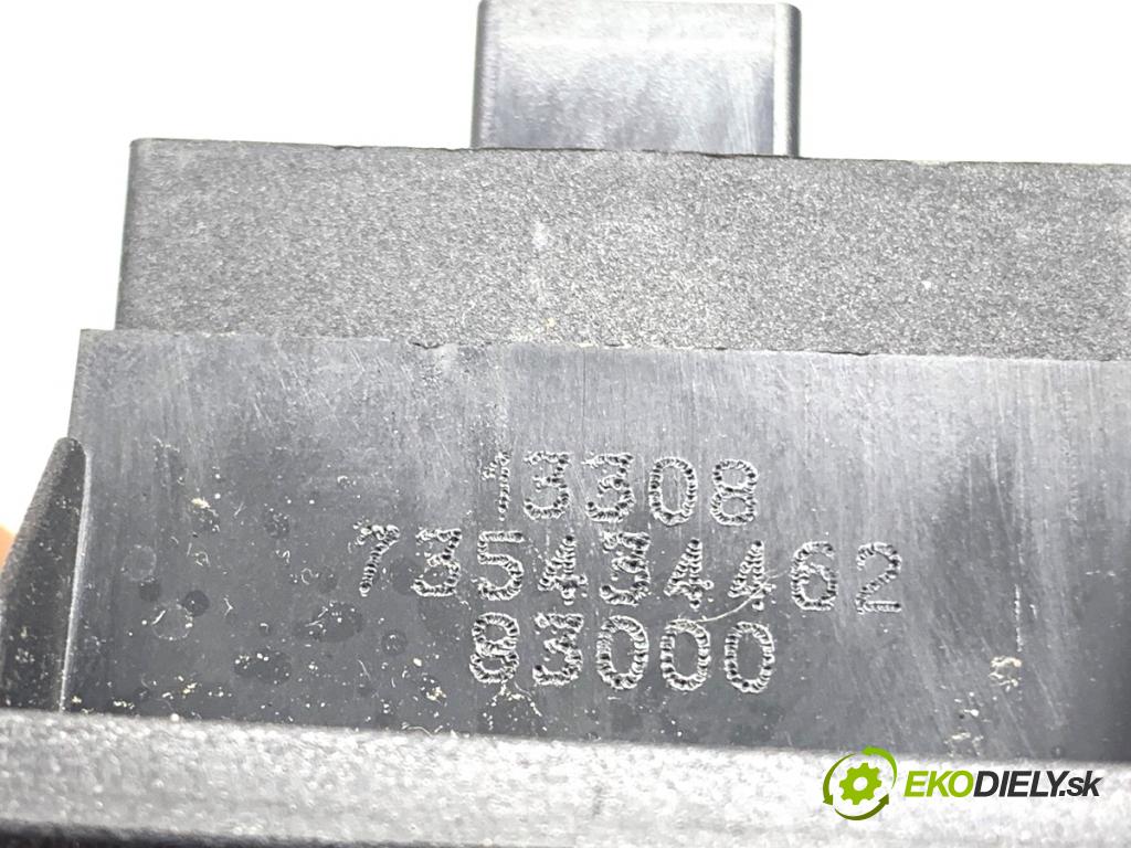 FIAT BRAVO II liftback 2008 88 kW 1.6 D Multijet (198AXL1B) 1598 Prepínač okien 735434462 (Prepínacie páčky pod volantom)