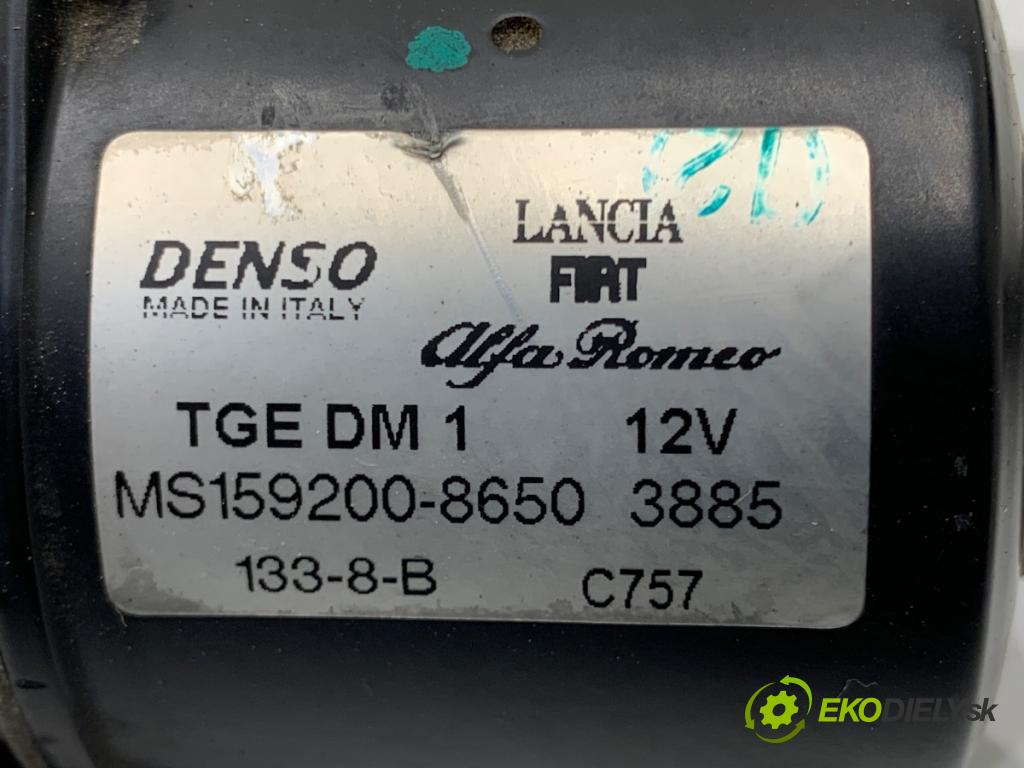 FIAT BRAVO II liftback 2008 88 kW 1.6 D Multijet (198AXL1B) 1598 Mechanizmus stieračov predný MS159200-8650 (Motorček stieračov predný)