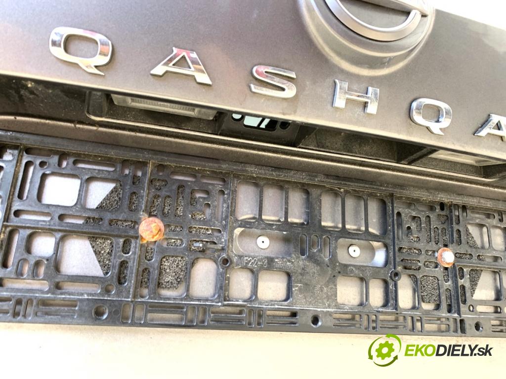 NISSAN QASHQAI J12 SUV 2023 116 kW 1.3 DIG-T Napęd na wszystkie koła 1332 kapota zad