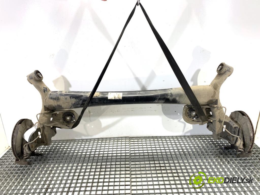 NISSAN QASHQAI J12 SUV 2023 116 kW 1.3 DIG-T Napęd na wszystkie koła 1332 Výstuha zad 
