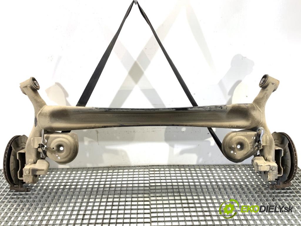NISSAN QASHQAI J12 SUV 2023 116 kW 1.3 DIG-T Napęd na wszystkie koła 1332 Výstuha zad