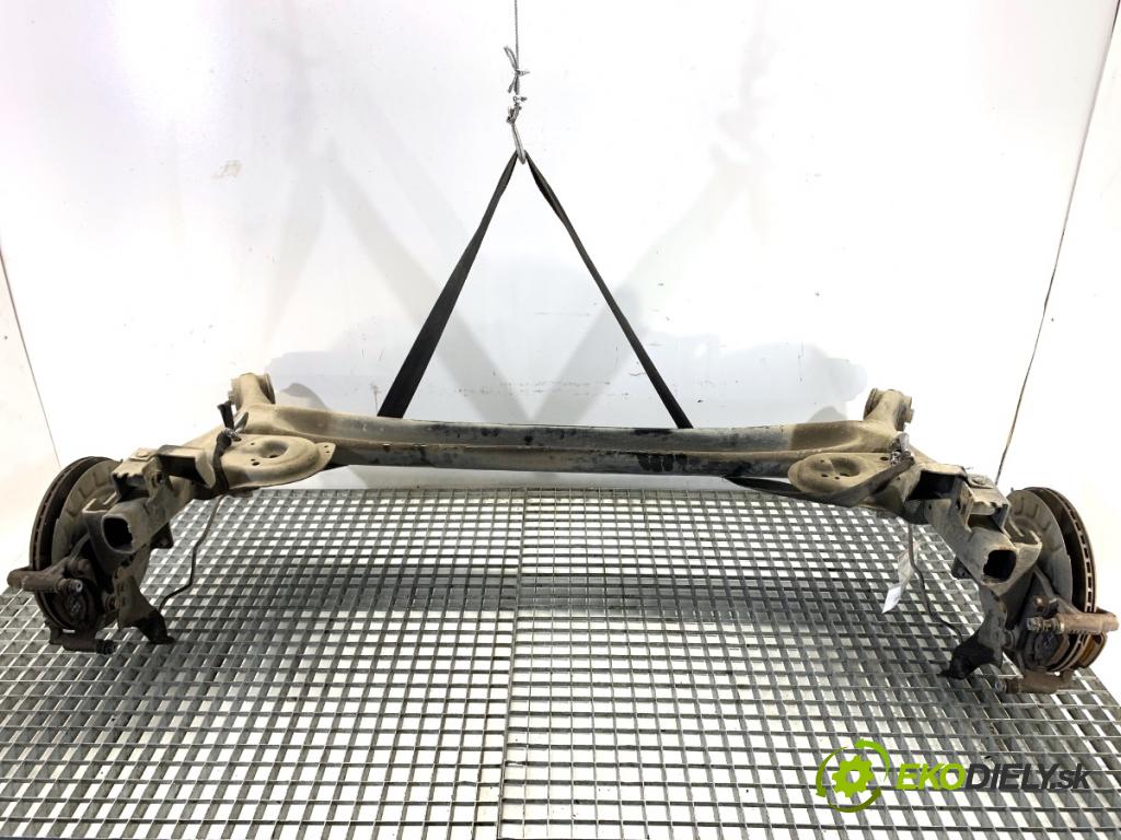 NISSAN QASHQAI J12 SUV 2023 116 kW 1.3 DIG-T Napęd na wszystkie koła 1332 Výstuha zad