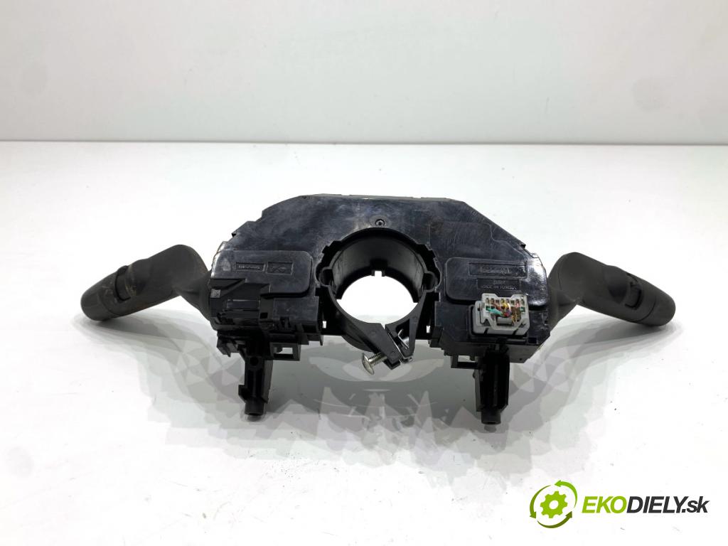 NISSAN QASHQAI J12 SUV 2023 116 kW 1.3 DIG-T Napęd na wszystkie koła 1332 Prepínač kombinovaný 255606 (Prepínacie páčky pod volantom)