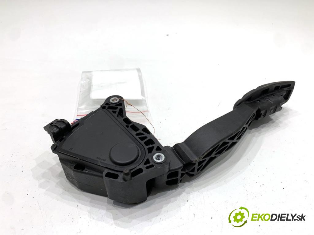 NISSAN QASHQAI J12 SUV 2023 116 kW 1.3 DIG-T Napęd na wszystkie koła 1332 potenciometr plynového pedálu 180026UA3B (Potenciometr plynového pedálu)