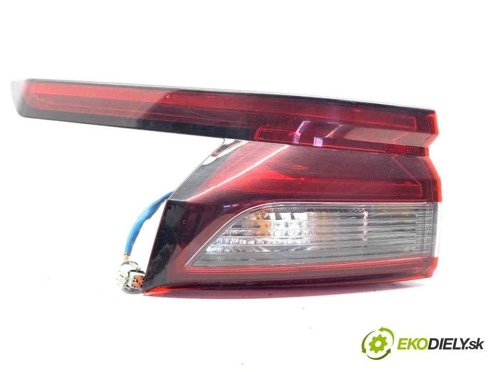NISSAN QASHQAI J12 SUV 2023 116 kW 1.3 DIG-T Napęd na wszystkie koła 1332 světlo levý zadní část 
