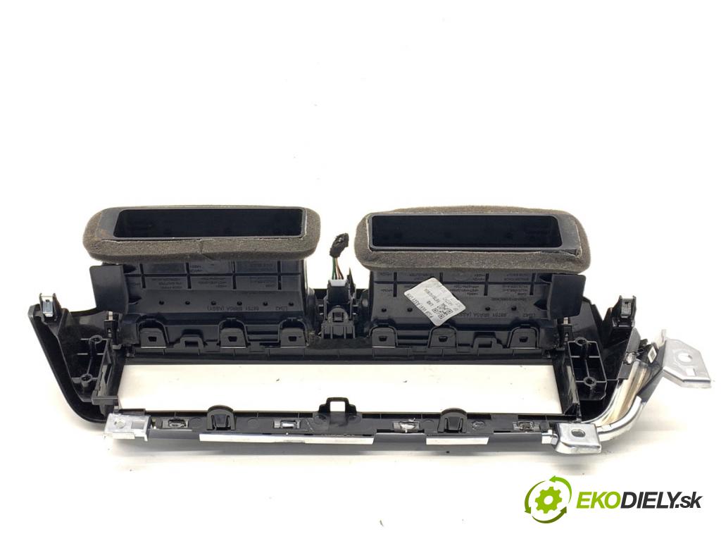NISSAN QASHQAI J12 SUV 2023 116 kW 1.3 DIG-T Napęd na wszystkie koła 1332 Mriežky kúrenia predný stredna 687516RR0A