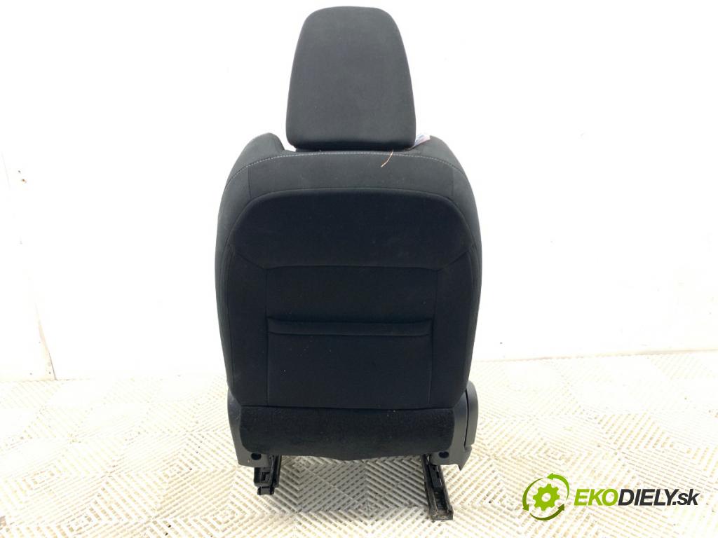 NISSAN QASHQAI J12 SUV 2023 116 kW 1.3 DIG-T Napęd na wszystkie koła 1332 Sedadlo pravy predný
