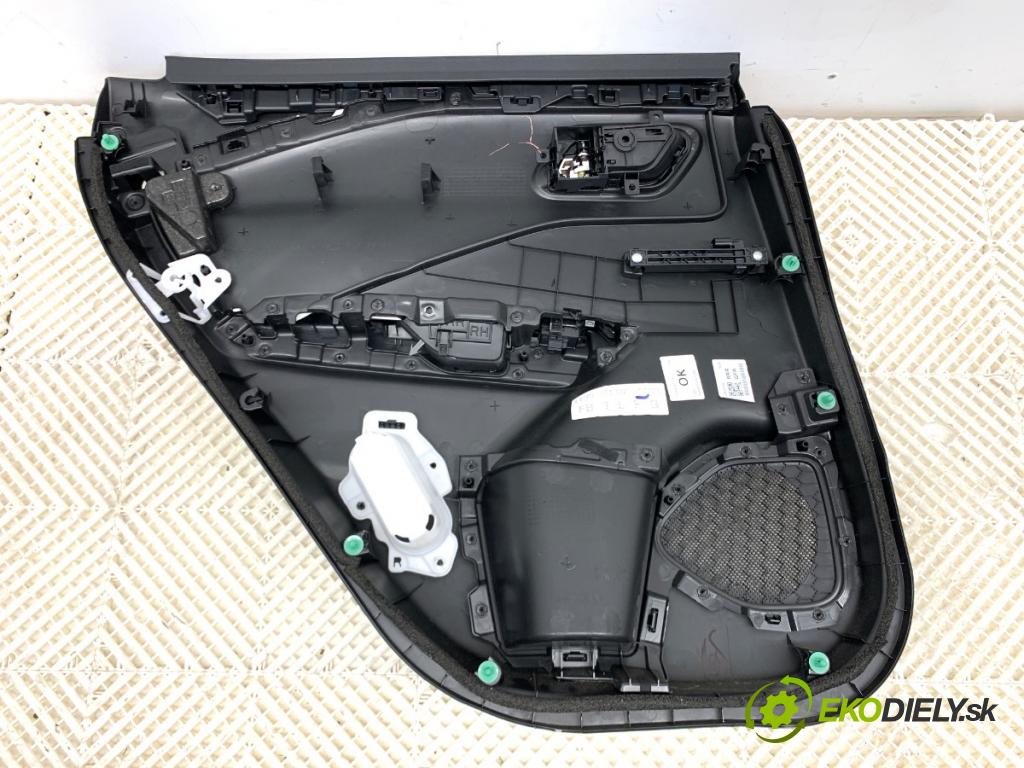 NISSAN QASHQAI J12 SUV 2023 116 kW 1.3 DIG-T Napęd na wszystkie koła 1332 čalúnenie Dvere pravy zad