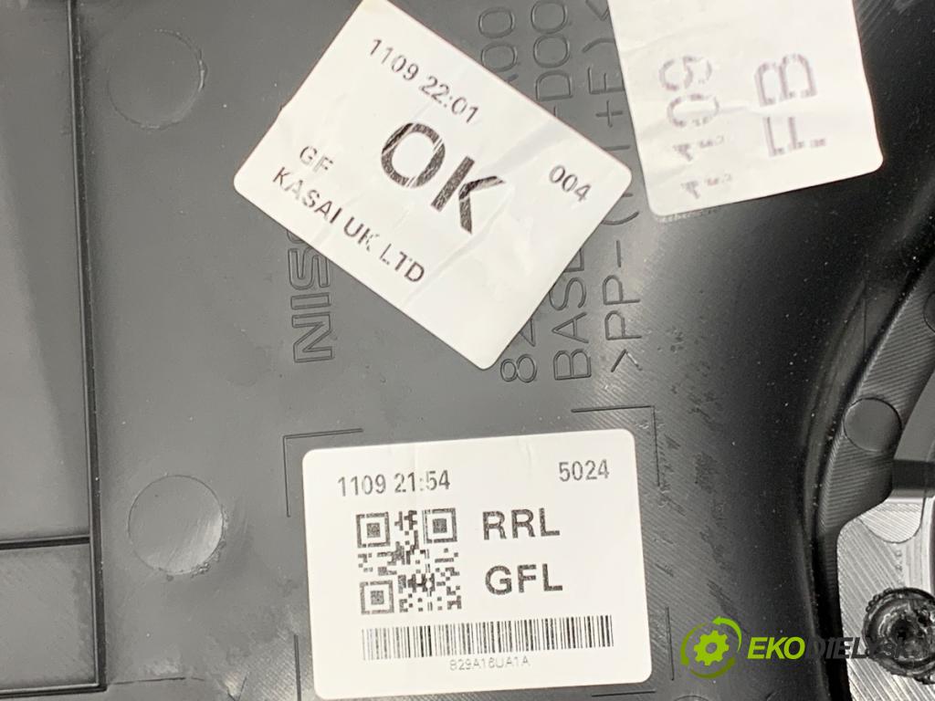 NISSAN QASHQAI J12 SUV 2023 116 kW 1.3 DIG-T Napęd na wszystkie koła 1332 čalúnenie Dvere ľavy zad