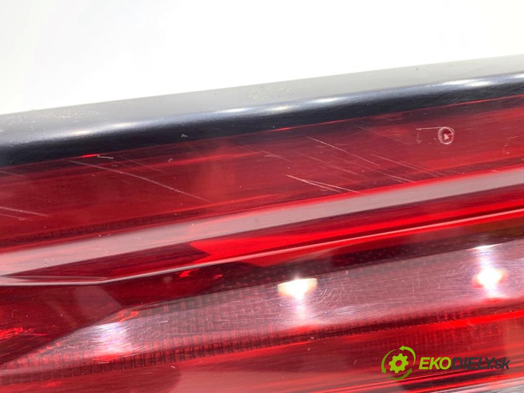 NISSAN QASHQAI J12 SUV 2023 116 kW 1.3 DIG-T Napęd na wszystkie koła 1332 Svetlo zad pravá vnútorná  (Kľučka dverí ostatné)