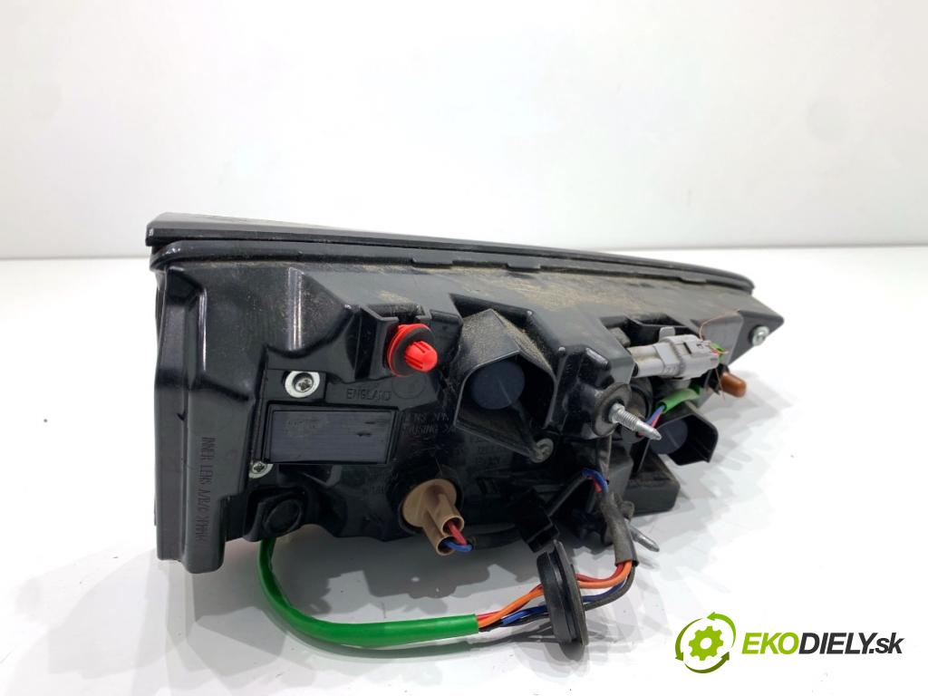 NISSAN QASHQAI J12 SUV 2023 116 kW 1.3 DIG-T Napęd na wszystkie koła 1332 Svetlo zad pravá vnútorná  (Kľučka dverí ostatné)