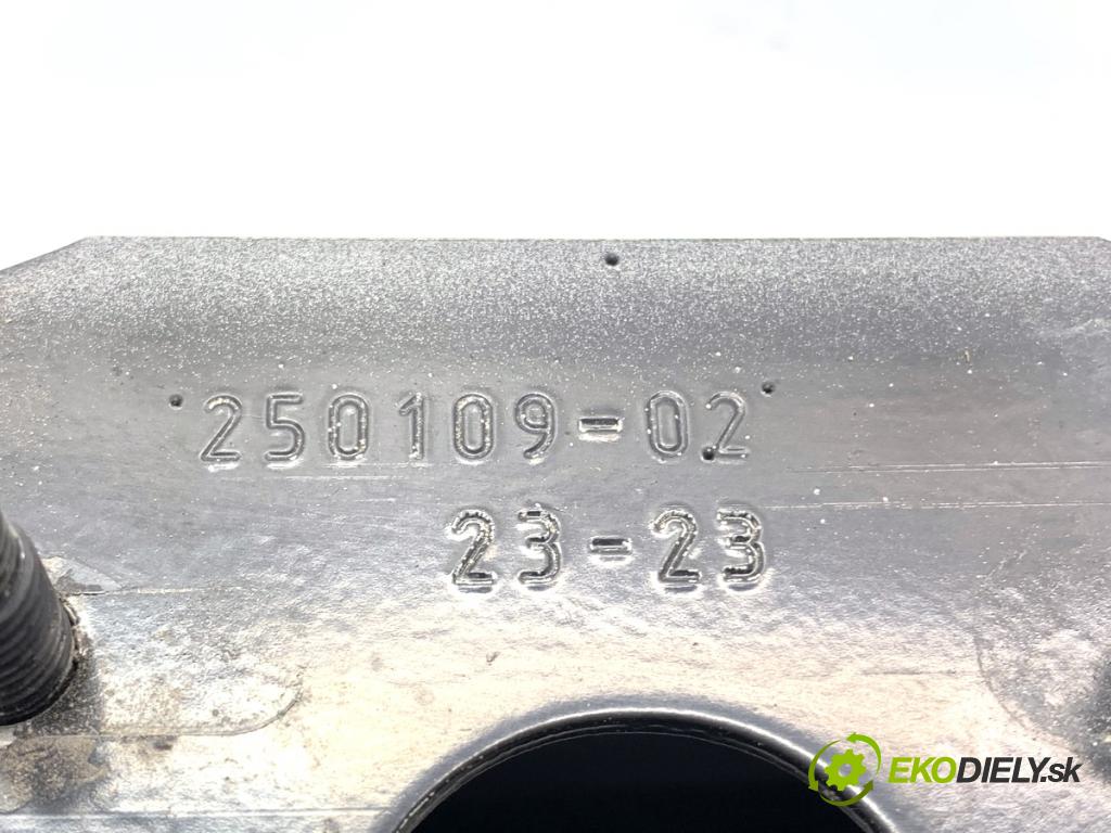 NISSAN QASHQAI J12 SUV 2023 116 kW 1.3 DIG-T Napęd na wszystkie koła 1332 držiak stláčanie zad 852116UA2A