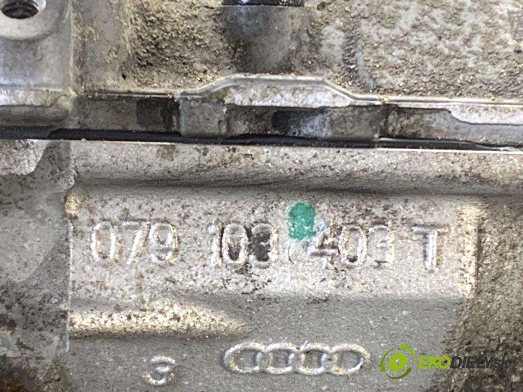 AUDI A8 D4 sedan 2016 445 kW S8 plus quattro 3993 hlava válců levý 079103403T