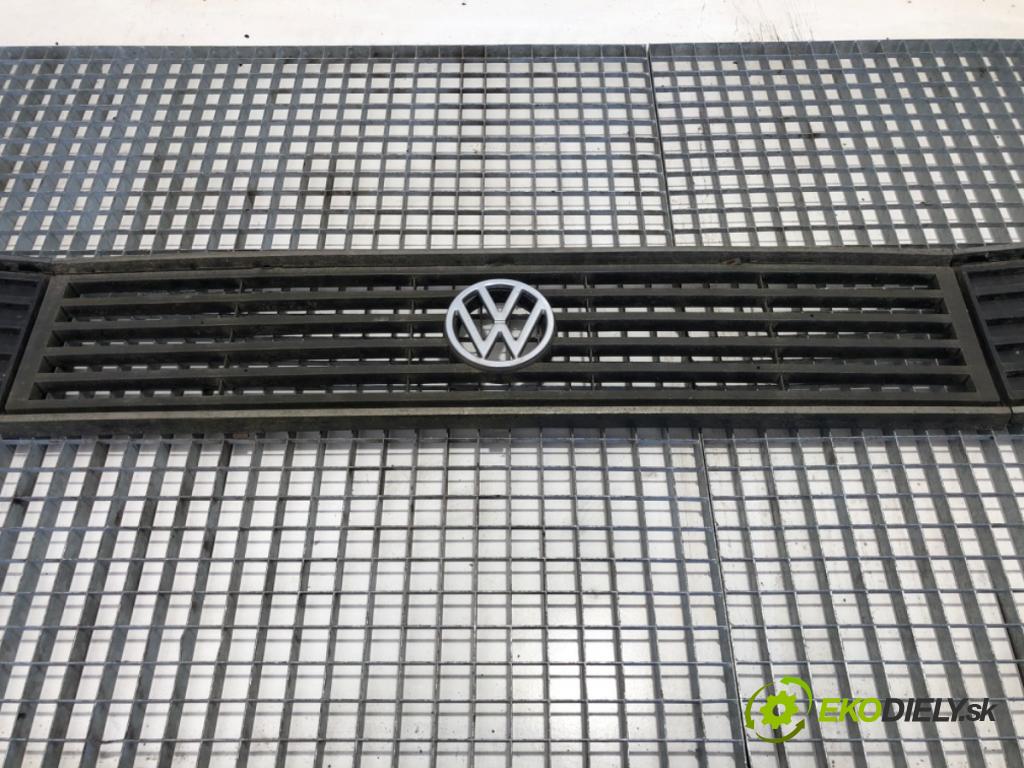VW LT 28 35 Skrzynia 1986 55 kW 2.0 1984 Mriežka maska  (Mriežka predná (maska chladiča))