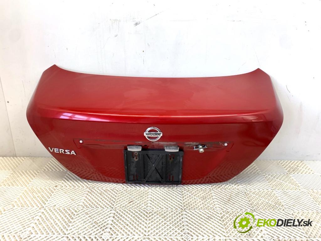 NISSAN VERSA N16 sedan 2010 91 kW 1.8 1798 kapota zadní část 