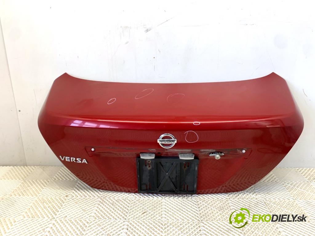 NISSAN VERSA N16 sedan 2010 91 kW 1.8 1798 kapota zadní část