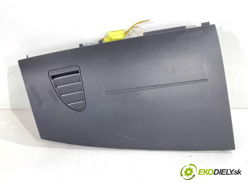 NISSAN VERSA N16 sedan 2010 91 kW 1.8 1798 AirBag spolujezdce  (Airbag)