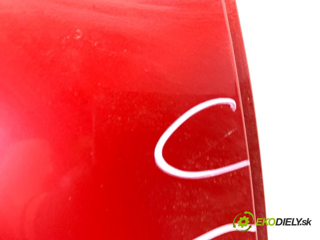 NISSAN VERSA N16 sedan 2010 91 kW 1.8 1798 Dvere pravy zad