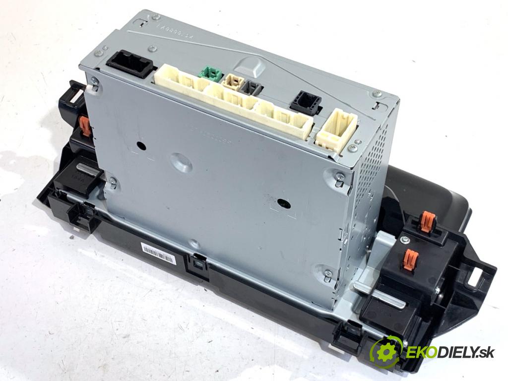 TOYOTA CAMRY sedan 2024 131 kW 2.5 Hybrid (AXVH71_) 2487 RADIO Navigácia JBL 86140-33J91