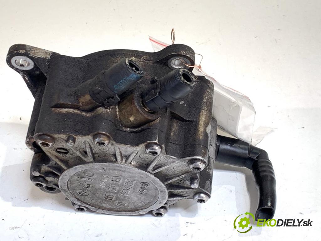 VW PASSAT B6 sedan 2007 125 kW 2.0 TDI 1968 Pumpa vákuová 03G145209C