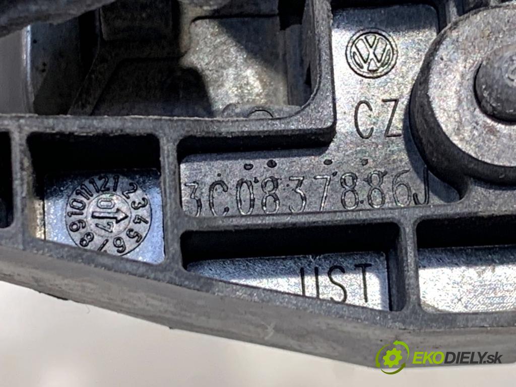 VW PASSAT B6 sedan 2007 125 kW 2.0 TDI 1968 klika vnejší pravý přední část