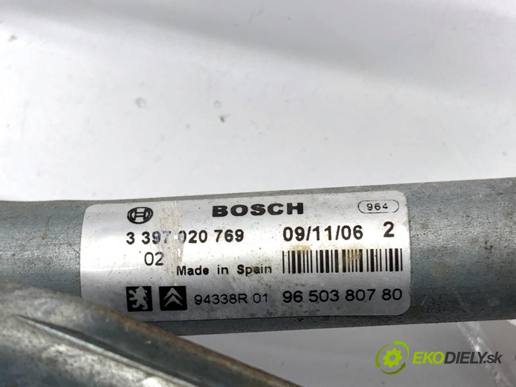 PEUGEOT 207 liftback 2007 50 kW 1.4 HDi 1398 Mechanizmus stieračov predný 9650380780 (Motorček stieračov predný)