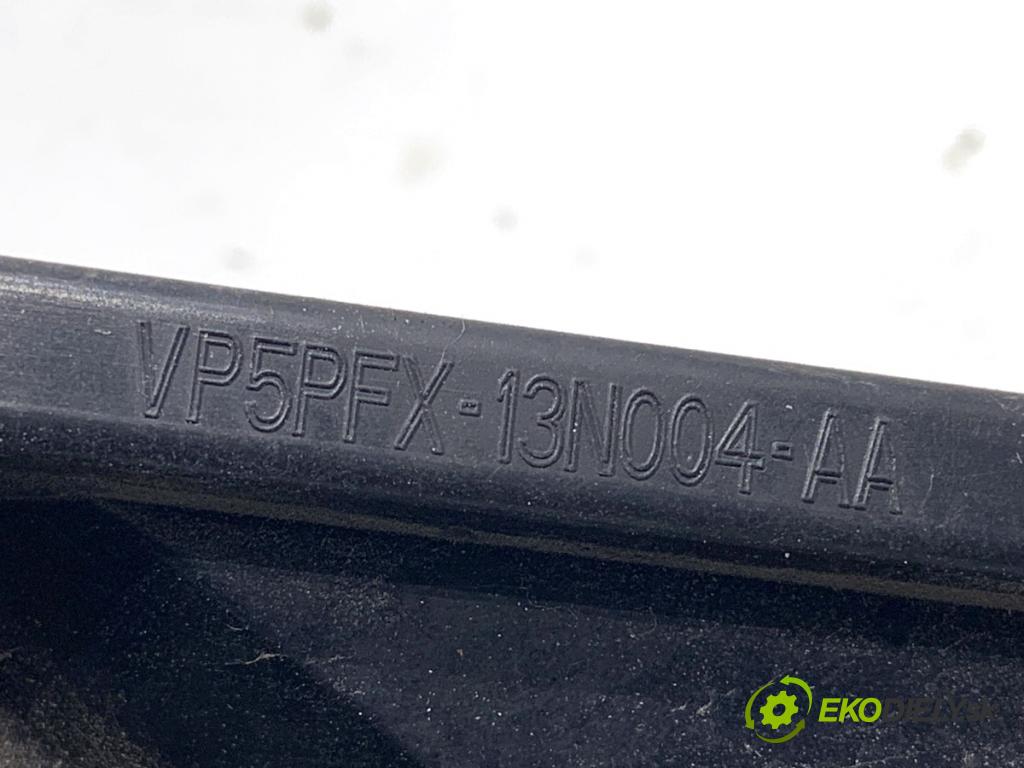 PEUGEOT 207 liftback 2007 50 kW 1.4 HDi 1398 vložka svetla pravy zad