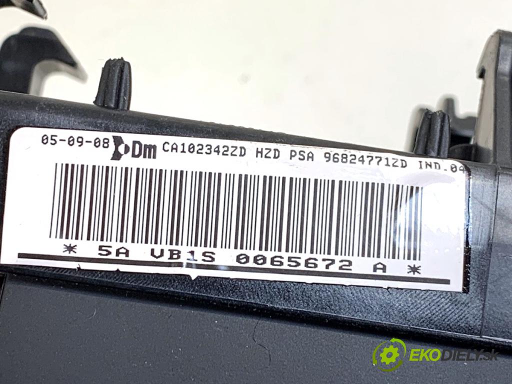 CITROEN C5 III sedan 2008 103 kW 2.0 16V 1997 AirBag volantu 96824771ZD (Airbag)