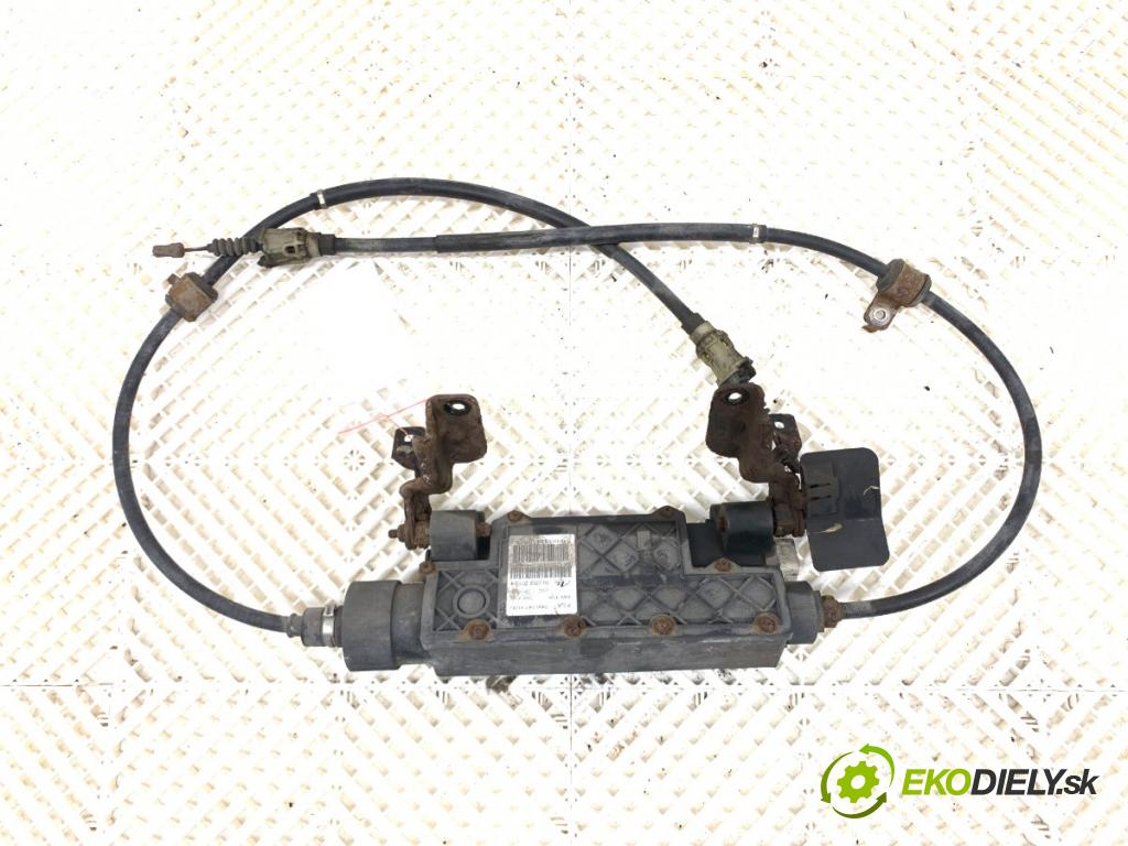 CITROEN C5 III sedan 2008 103 kW 2.0 16V 1997 BRZDA: ruční elektrický 9687473180 (Ruční brzda)