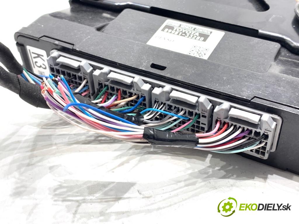 TOYOTA CAMRY sedan 2024 131 kW 2.5 Hybrid (AXVH71_) 2487 Modul HYBRID KONTROLA: 89981-33280