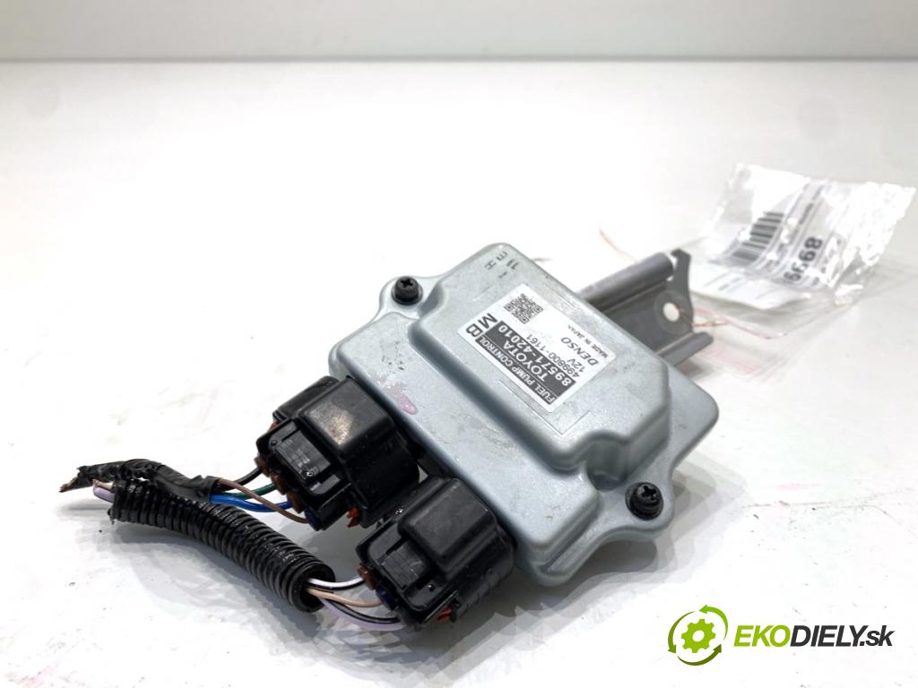 TOYOTA CAMRY sedan 2024 131 kW 2.5 Hybrid (AXVH71_) 2487 modul pumpy paliva 89571-42010
