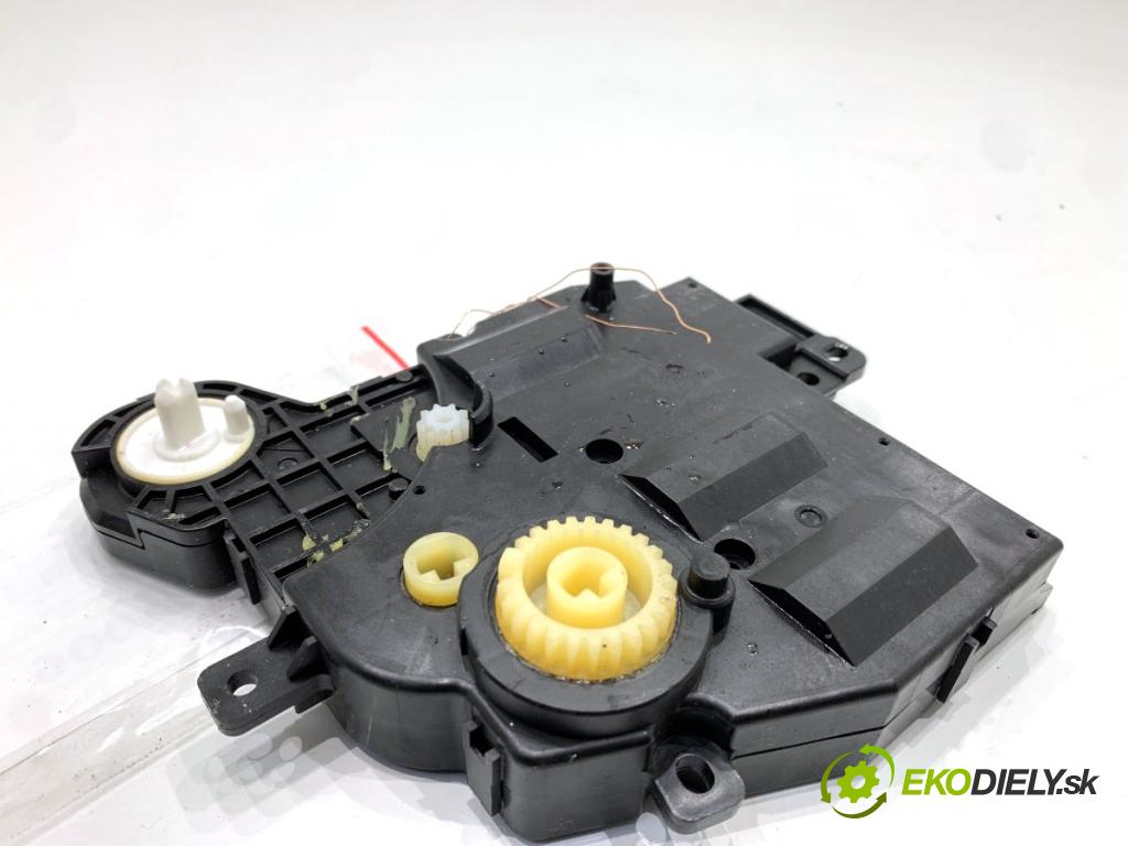 TOYOTA CAMRY sedan 2024 131 kW 2.5 Hybrid (AXVH71_) 2487 motor topení 063800-9051
