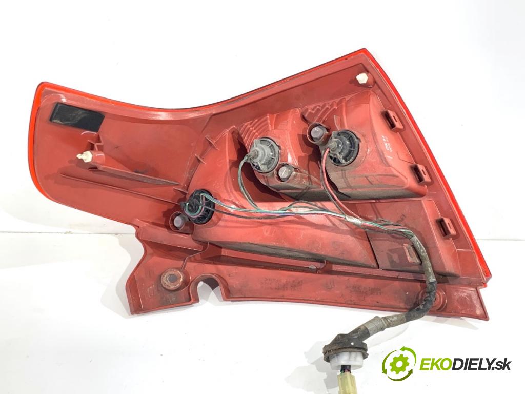 SUZUKI SWIFT III liftback 2007 51 kW 1.3 DDiS (RS 413D) 1248 Svetlo ľavy zad