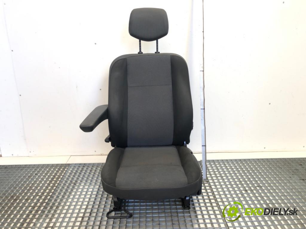 RENAULT MASTER III Skrzynia 2019 125 kW 2.3 dCi 170 FWD (FV0L) 2298 sedadlo levý přední část 
